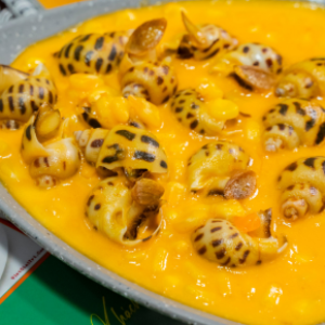 Ốc hương sốt trứng muối